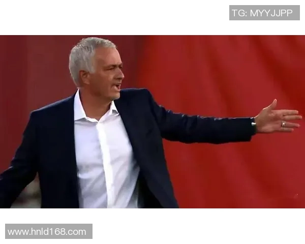 足球球星激动落泪瞬间背后的坚持与梦想展现情感力量