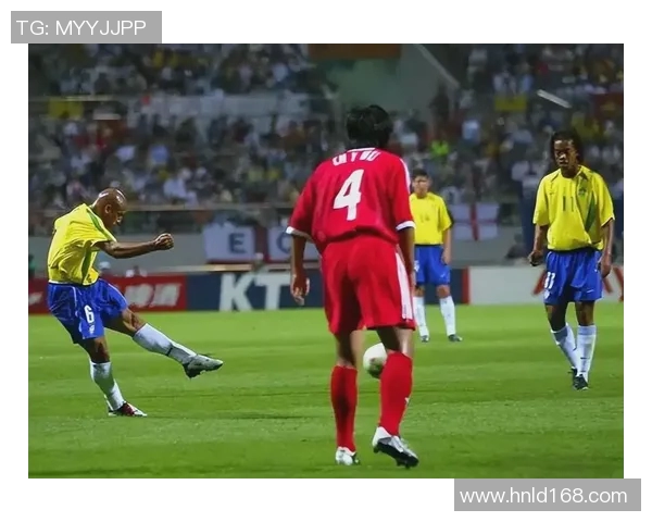 2002年世界杯足球明星盘点:揭示当年顶尖球员的辉煌与传奇 2002年世界杯足球明星盘点:揭示当年顶尖球员的辉煌与传奇